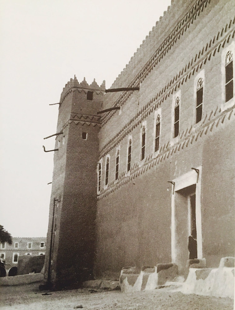 صورة قديمة لقصر البديعة مقر الضيافة الرسمي