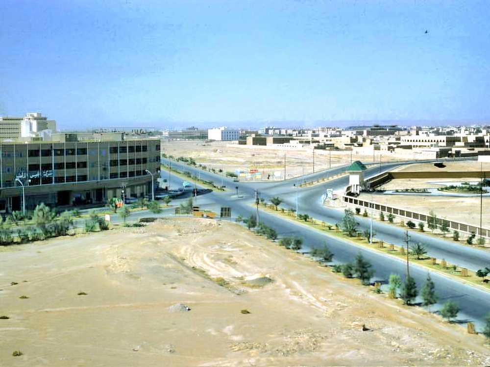 صورة من تقاطع شارع المطار مع الجامعة