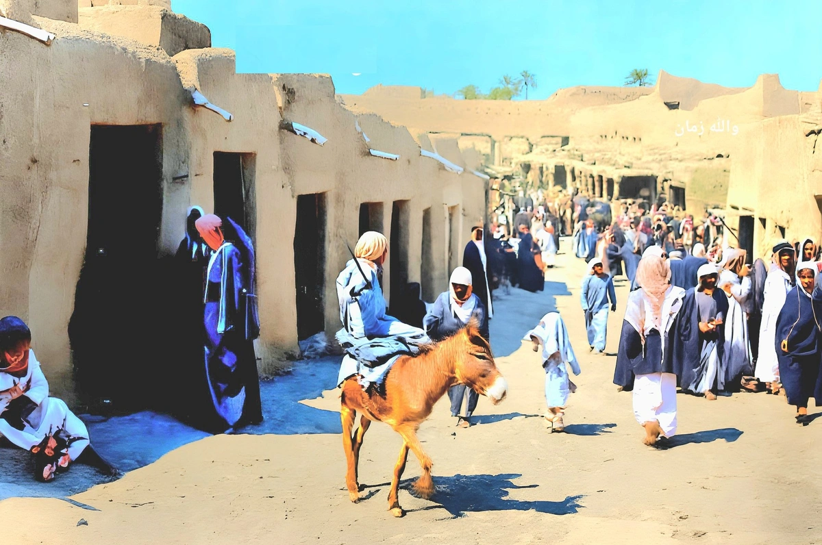 سوق شرق جامع الامام تركي بن عبدالله بالخمسينات الهجرية