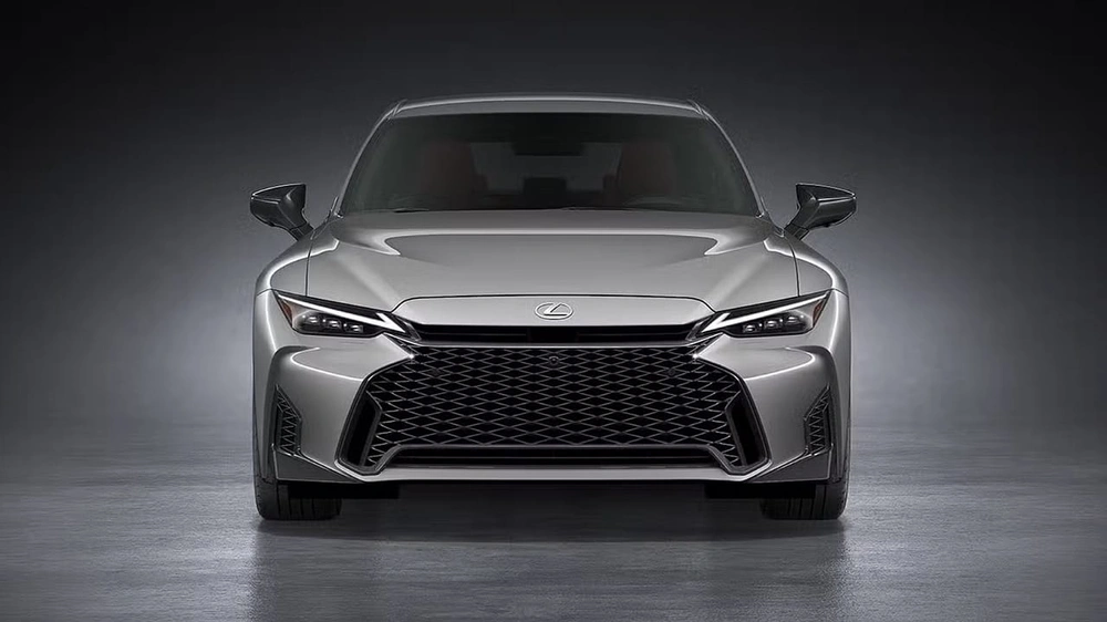 أسعار لكزس IS موديل 2026 الرياضية .. صور