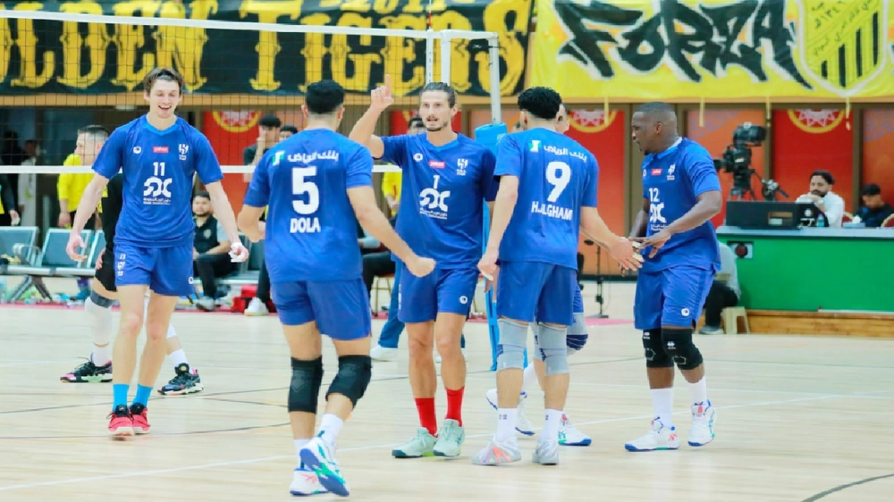 الأهلي يتوج بطل الشتاء والهلال يواصل مطاردته في دوري الطائرة