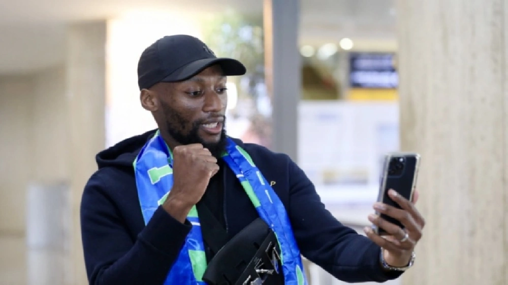 إيكامبي يغادر الفتح بالتراضي