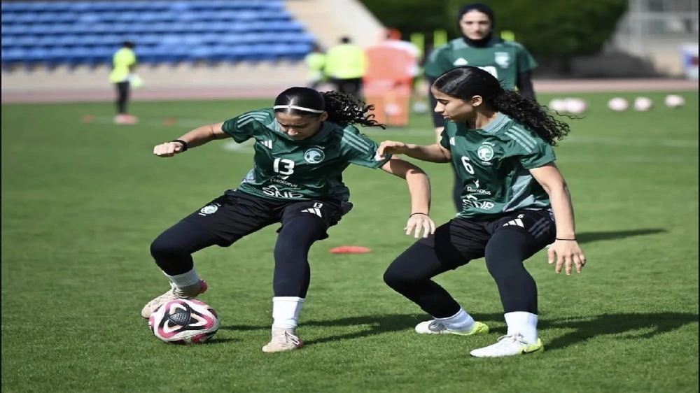 انطلاق معسكر أخضر الشابات بالطائف