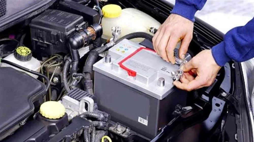 بطارية السيارة: متى يجب استبدالها وكيف تحميها في الشتاء