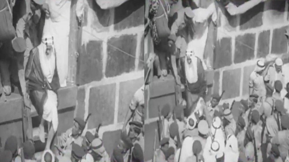مشهد تاريخي نادر للملك فيصل رحمه الله بين آلاف الحجاج داخل الحرم المكي