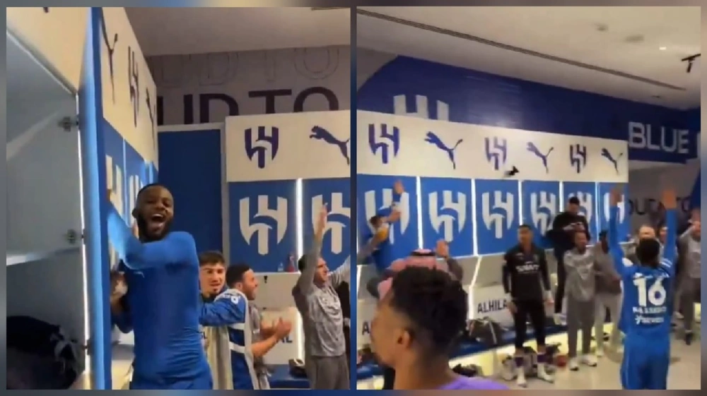 لاعبو الهلال يحتفلون بالرقص والغناء عقب الفوز على النصر .. فيديو