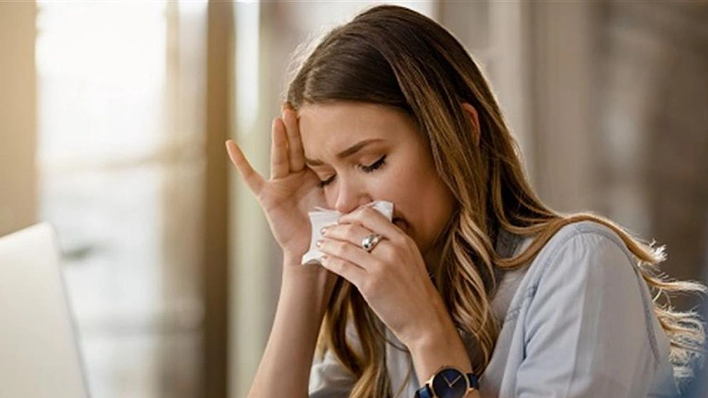 استشاري : الإفراط في استخدام  قطرات الأنف يؤدي إلى الإدمان .. فيديو