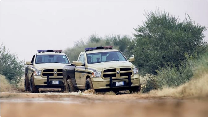 القبض على مخالف لنظام البيئة في محمية طويق الطبيعية