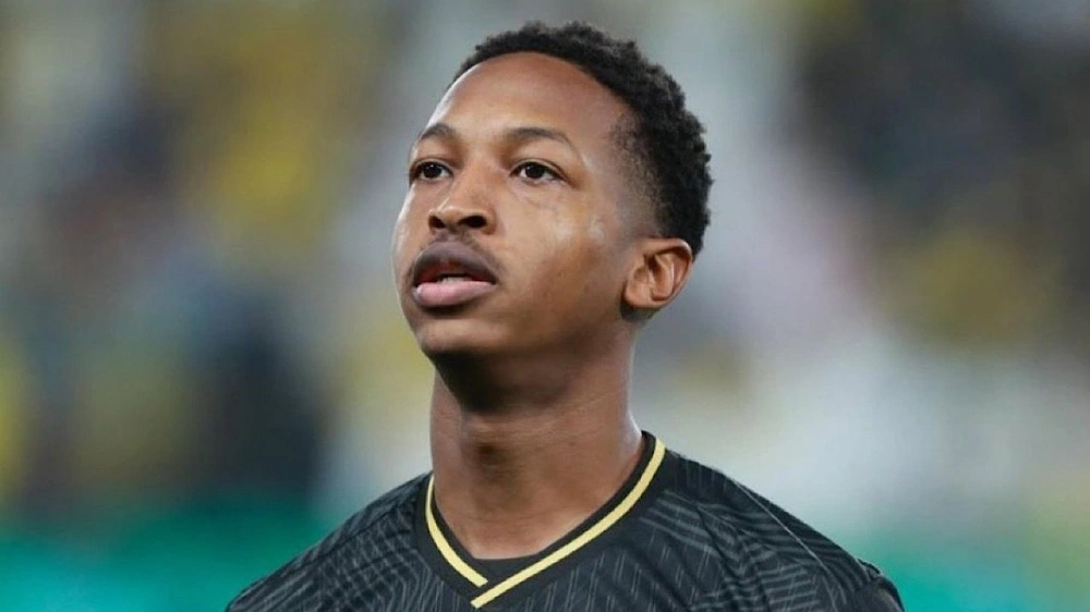 الهلال يُنهي صفقة هوساوي بشكل رسمي