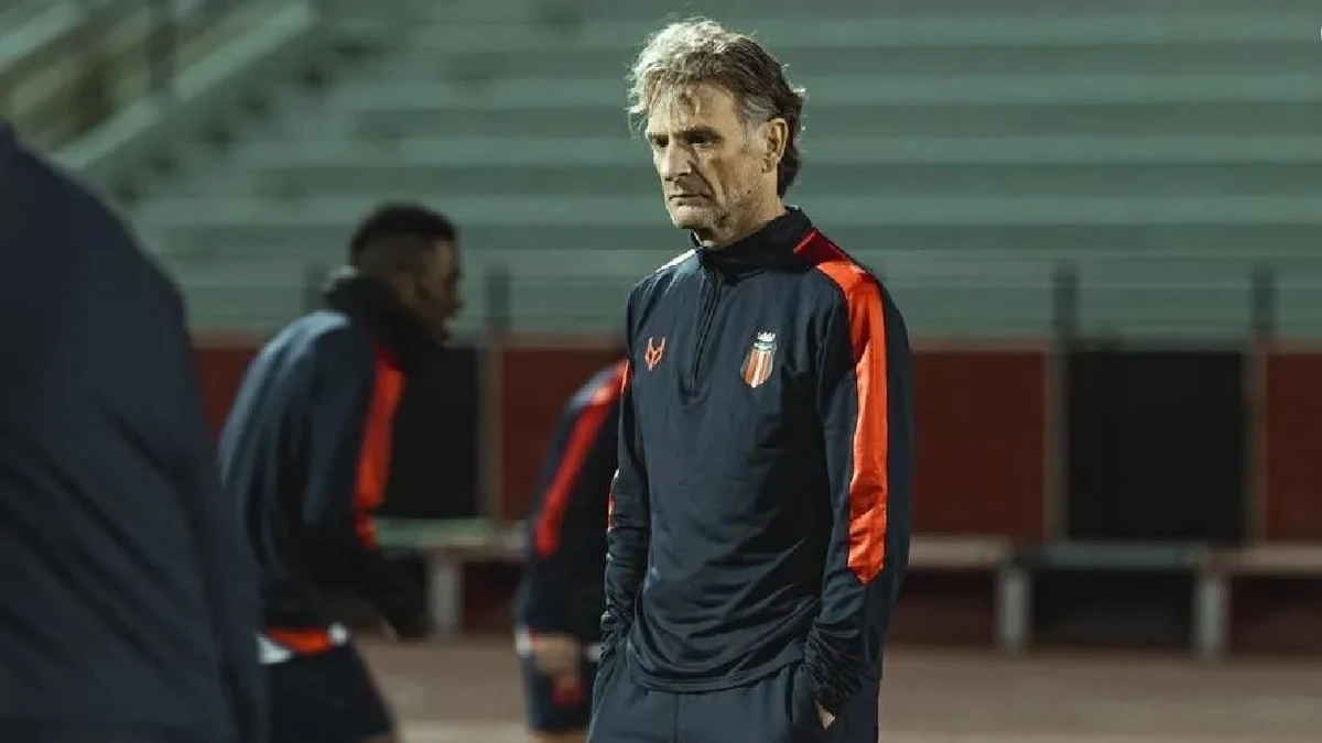 مدرب الرياض: النقطة أمام الهلال ليست سيئة