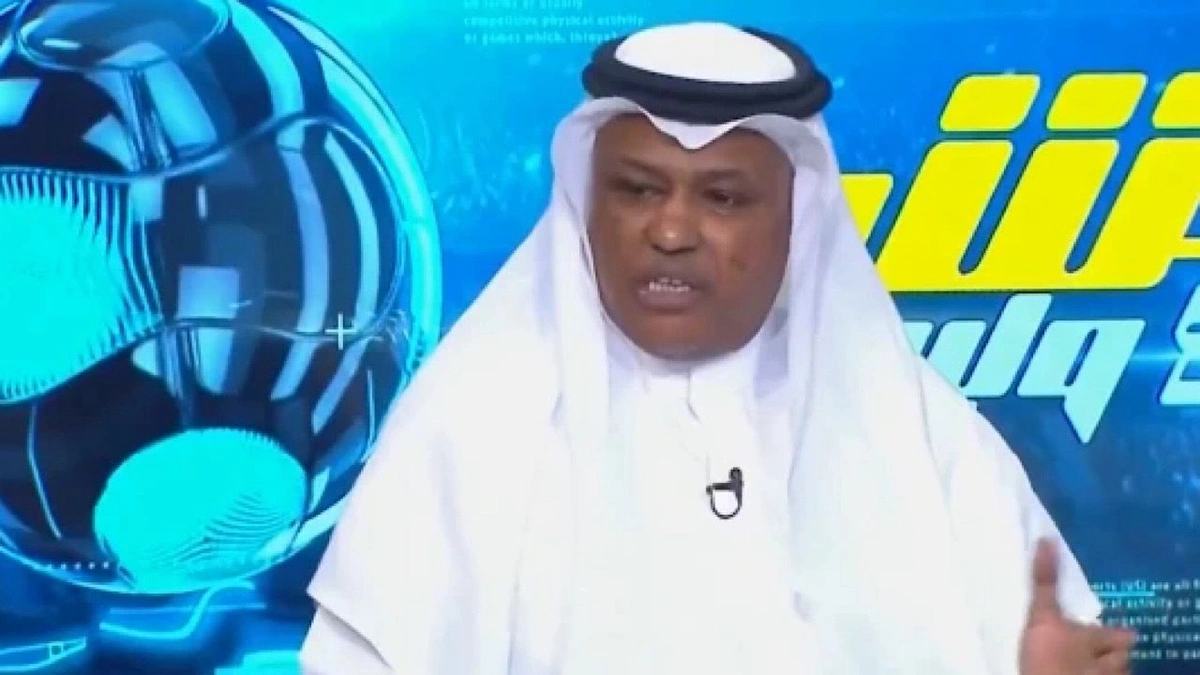 فلاتة يرد على مشجع اقترح خروج كانتي والبديل بيريرا ..فيديو