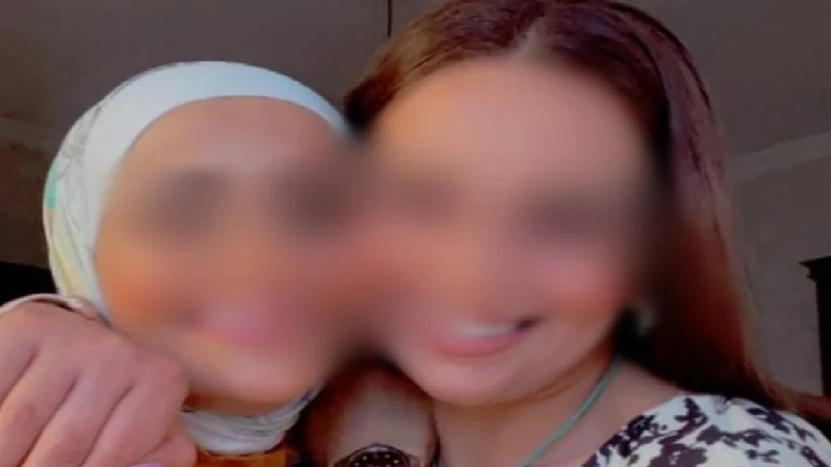 رسائل مؤلمة من شقيقة المحامية المغدورة زينة تبكي مواقع التواصل