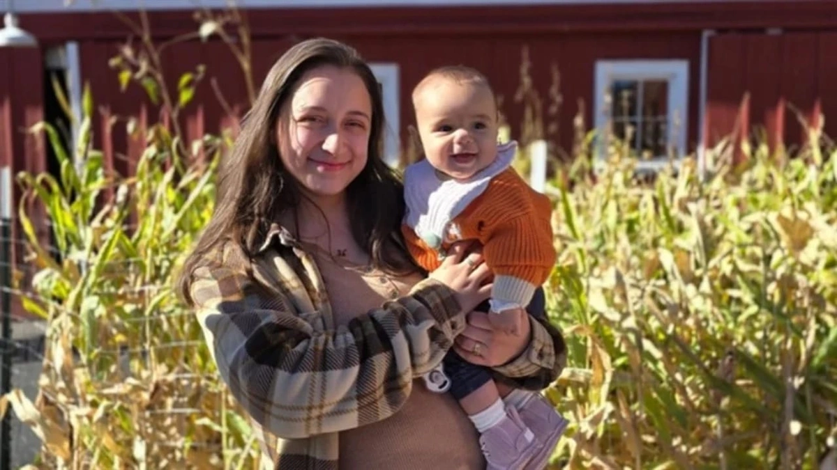 مراهق ينهي حياة امرأة حامل ويحرق منزلها