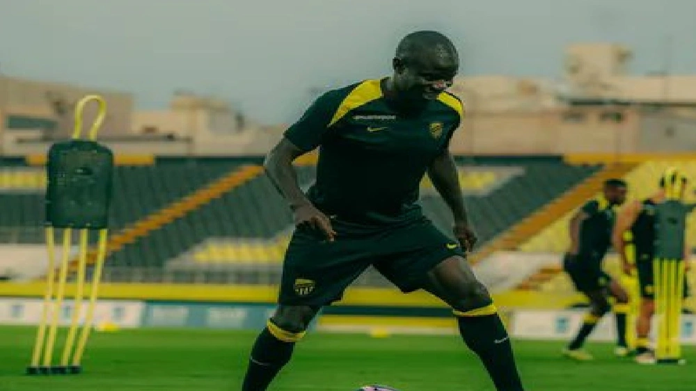 الاتحاد يحدد شرطا للسماح برحيل كانتي
