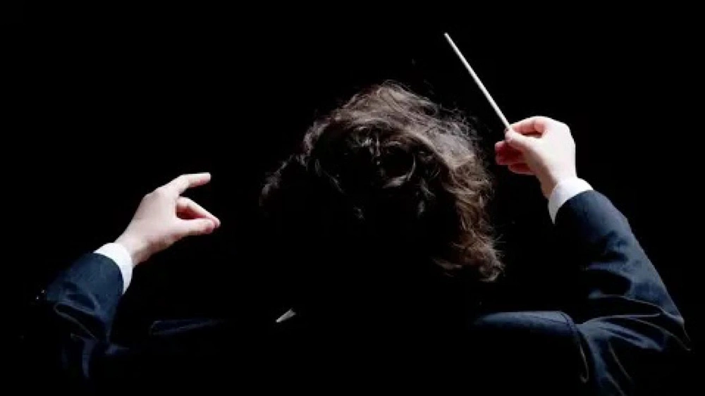 مصرع مغني أوبرا عقب سقوطه من شرفة منزله