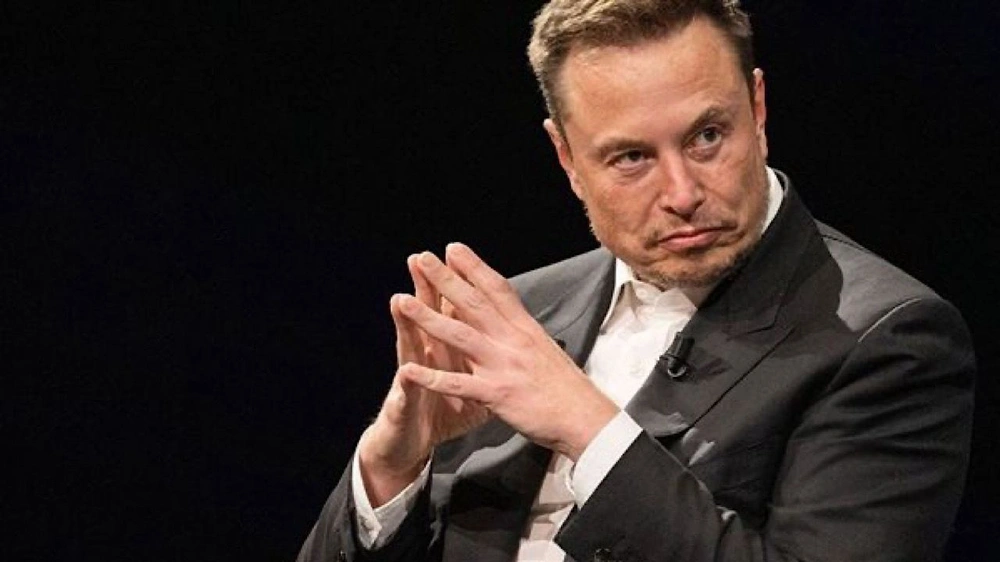رئيس رايان إير يرد على تهديد إيلون ماسك بالاستحواذ: حفرته في المجاري