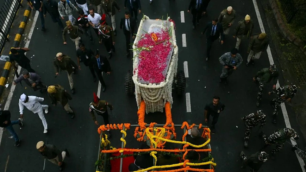 امرأة بعمر الـ 103 أعوام تعود للحياة قبل جنازتها