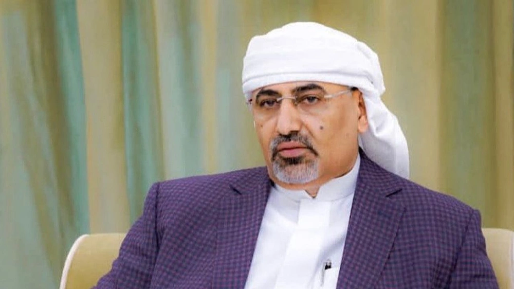 الصومال يعلن التحقيق في هروب عيدروس الزبيدي عبر مجالها الجوي