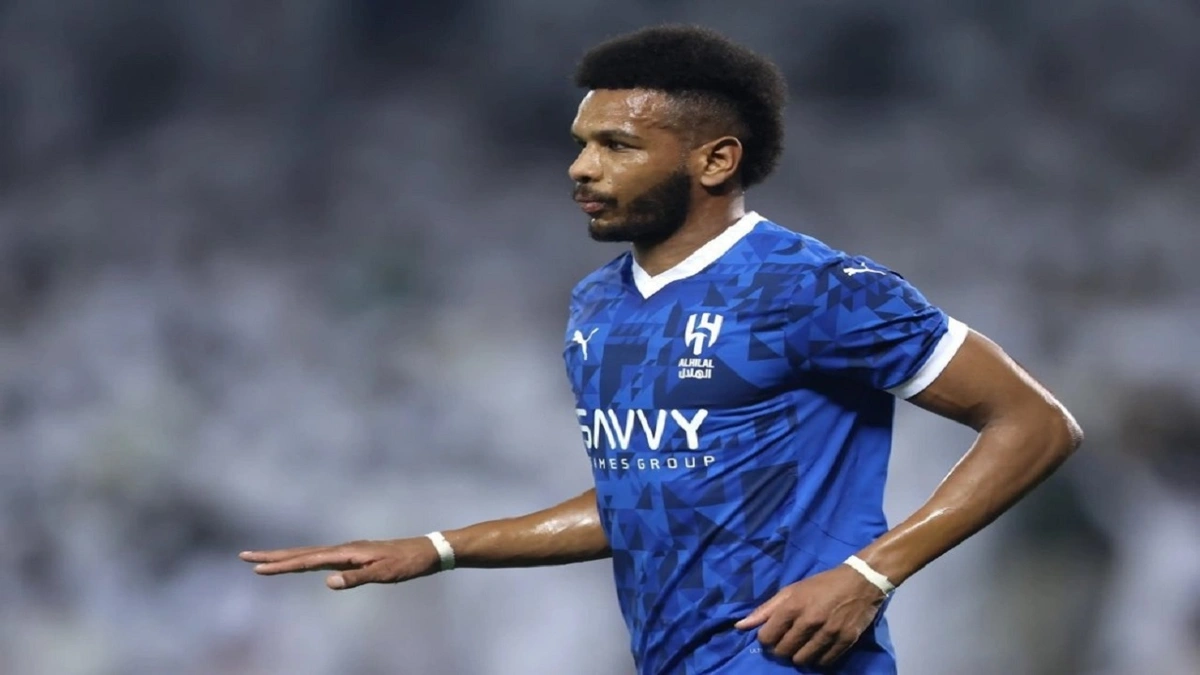 البليهي يطلب مستحقاته للرحيل من الهلال
