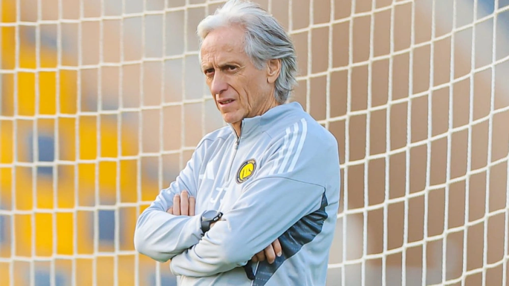 بقرار من جيسوس .. بينتو خارج كلاسيكو الأهلي