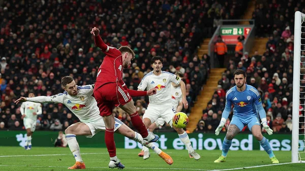 ليفربول يسقط في فخ التعادل أمام ليدز يونايتد