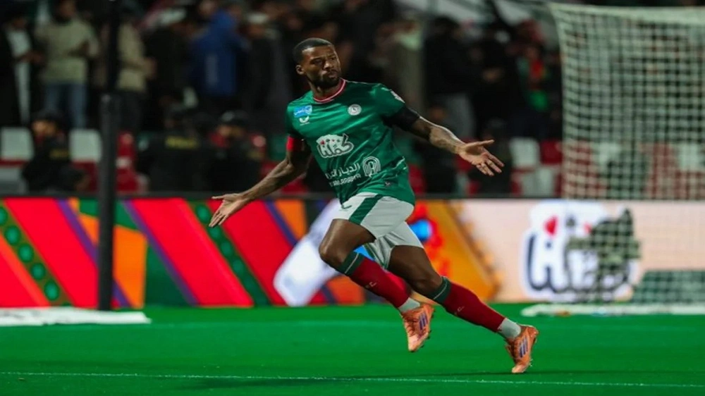 فينالدوم يفوز بجائزة لاعب شهر ديسمبر