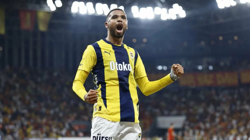 عرض يُقرب النصيري من دوري روشن