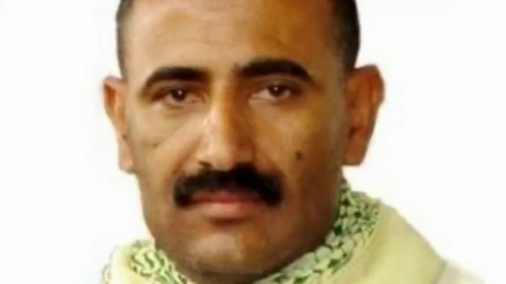 مشاهد تكشف مسار طائرة عيدروس الزبيدي من مقديشو إلى أبوظبي  .. فيديو