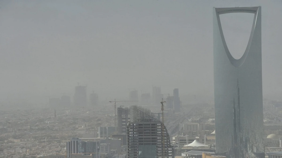 “الأرصاد”: الأجواء ستتحسن بحلول يوم غد .. فيديو
