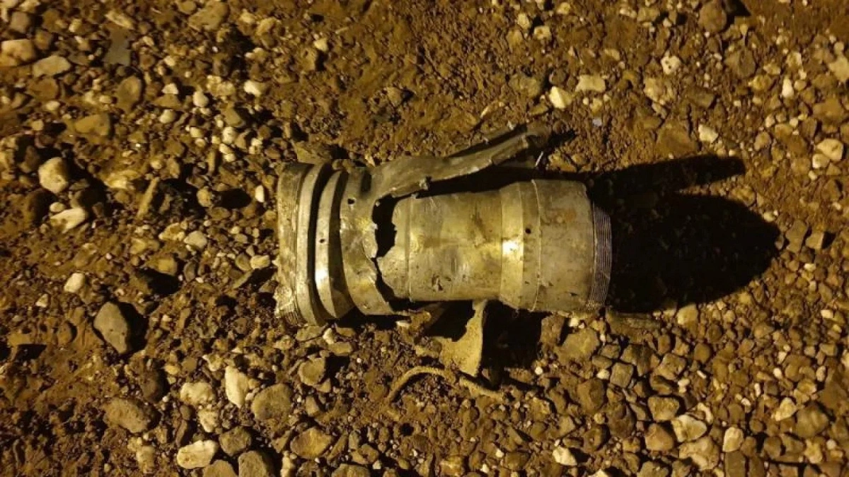 مقاول يعثر على قذيفتين في الأردن