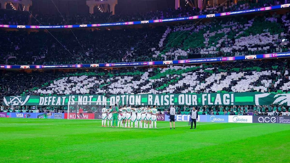 رابطة الأهلي تتراجع عن التيفو قبل كلاسيكو جدة