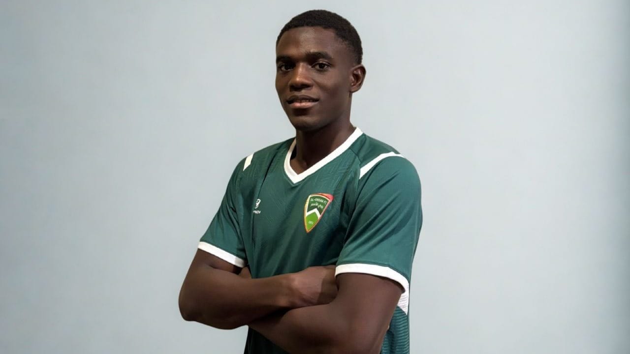 الأنصار يتعاقد مع المدافع النيجيري الشاب قدوس أبيريوجي