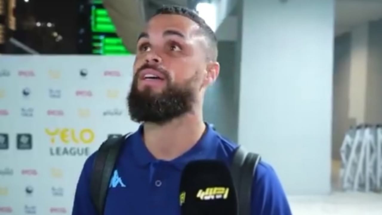 ميشيل: سعيد باللعب في العلا وأفتقد لاعبي الهلال لأنهم أصدقائي .. فيديو