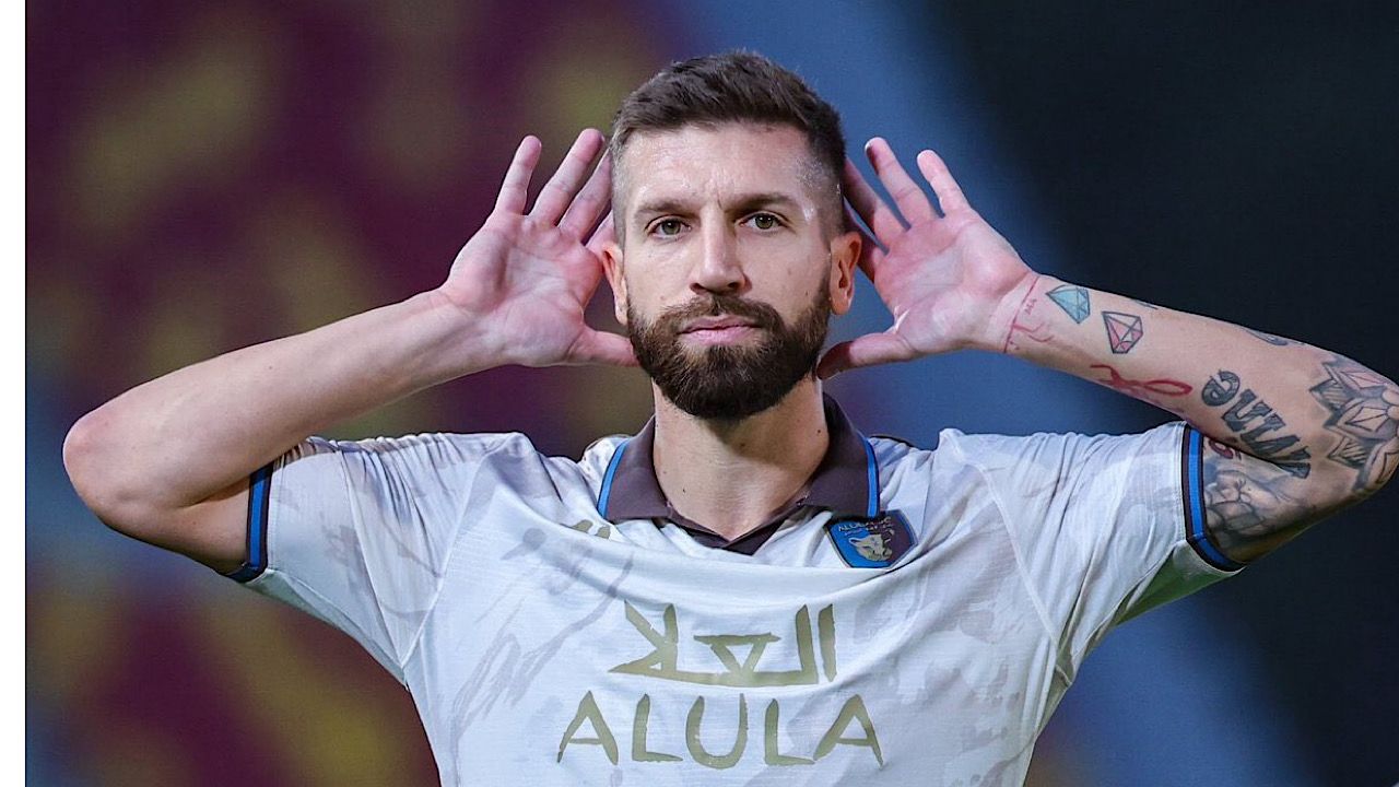 العلا يتوجه لمركز التحكيم الرياضي لإستعادة نقاط الوحدة في قضية ناستاسيتش