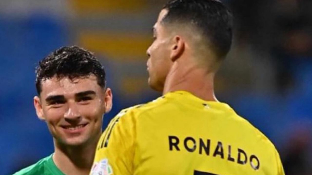 والدة فيتور فارغاس توجه رسالة حب وفخر لابنها لاعب النجمة