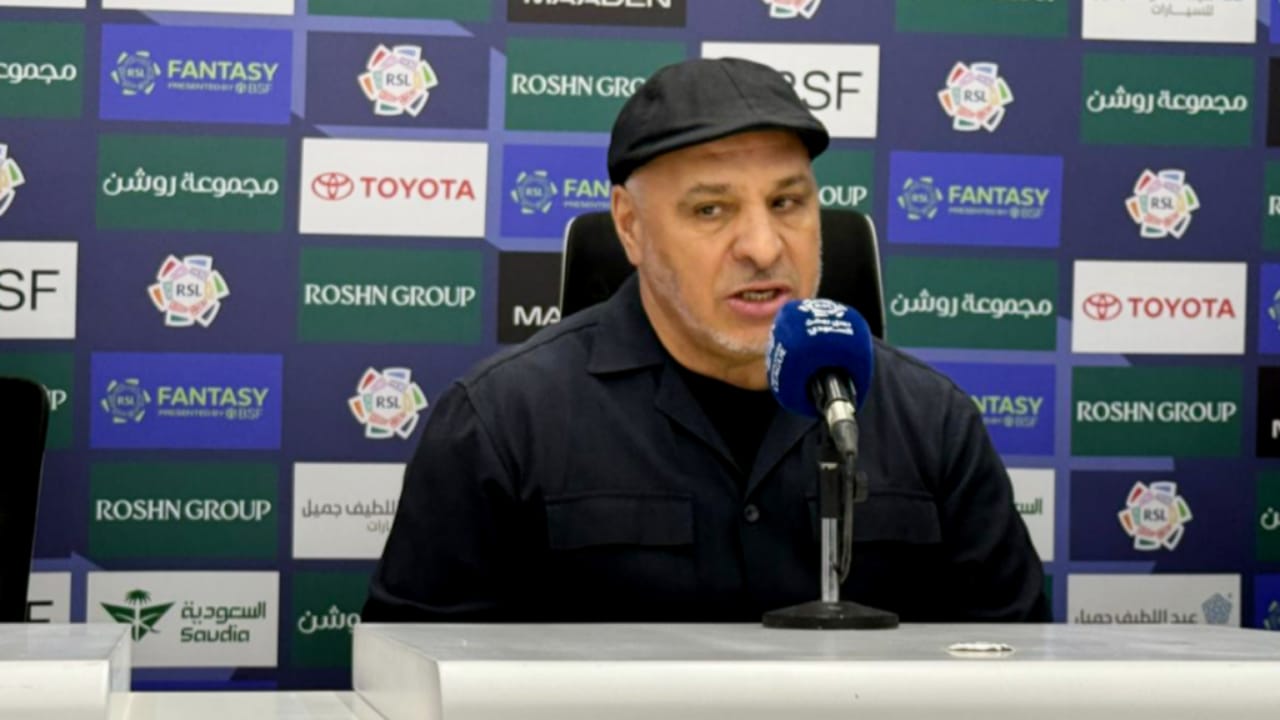 بن زكري يتجنب الحديث عن الهلال ويؤكد: أمامنا عمل كبير رغم الفوز