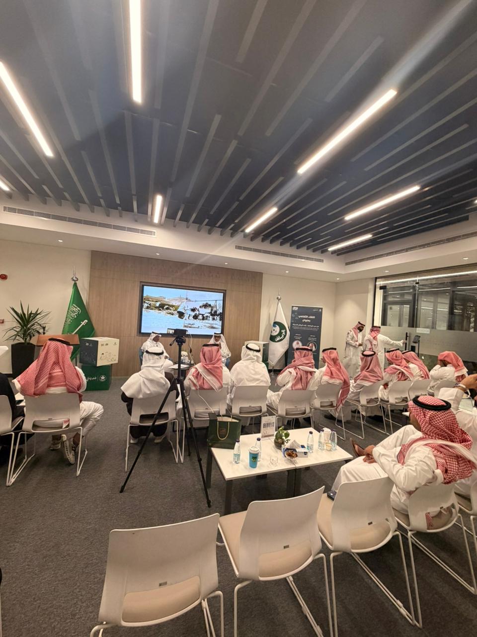  من حجر اليمامة إلى الرياض الحديثة ..لقاء يستحضر ذاكرة المكان ويقرأ تحولات العاصمة..صور