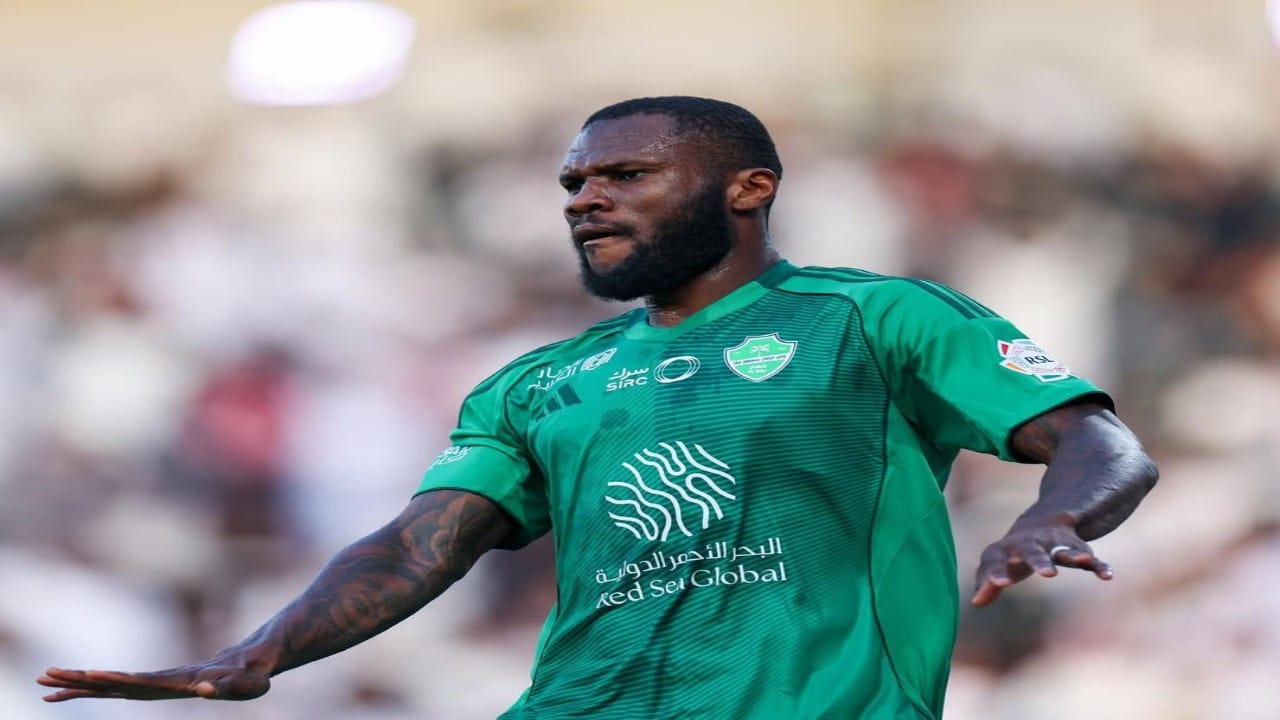 حقيقة تجديد عقد كيسيه مع الأهلي