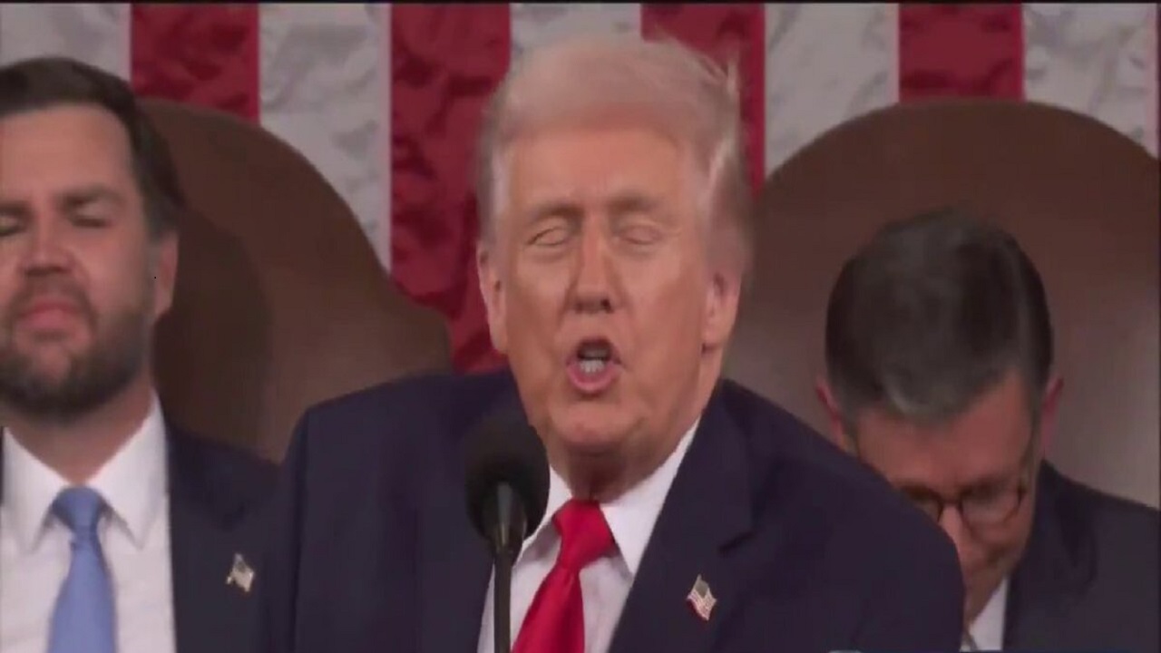 تلاسن حاد بين ترامب وإلهان عمر في الكونغرس الأمريكي..فيديو