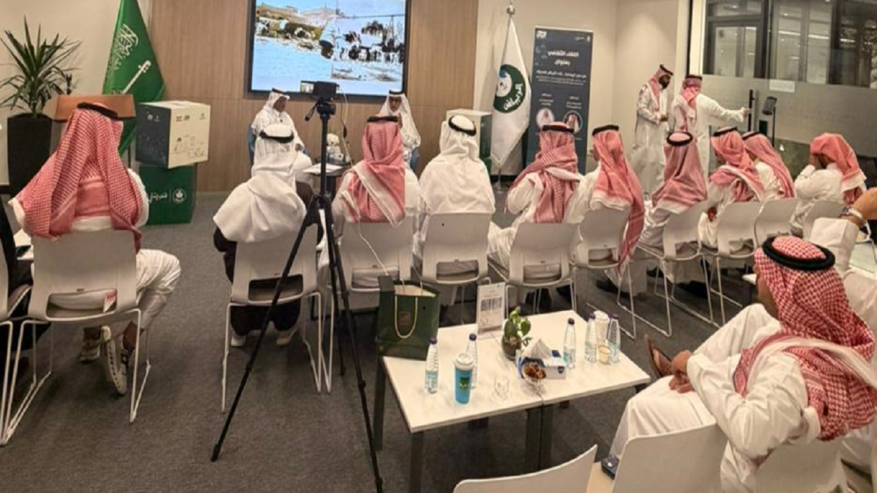 «من حجر اليمامة إلى الرياض الحديثة»..لقاء يستحضر ذاكرة المكان ويقرأ تحوّلات العاصمة..صور