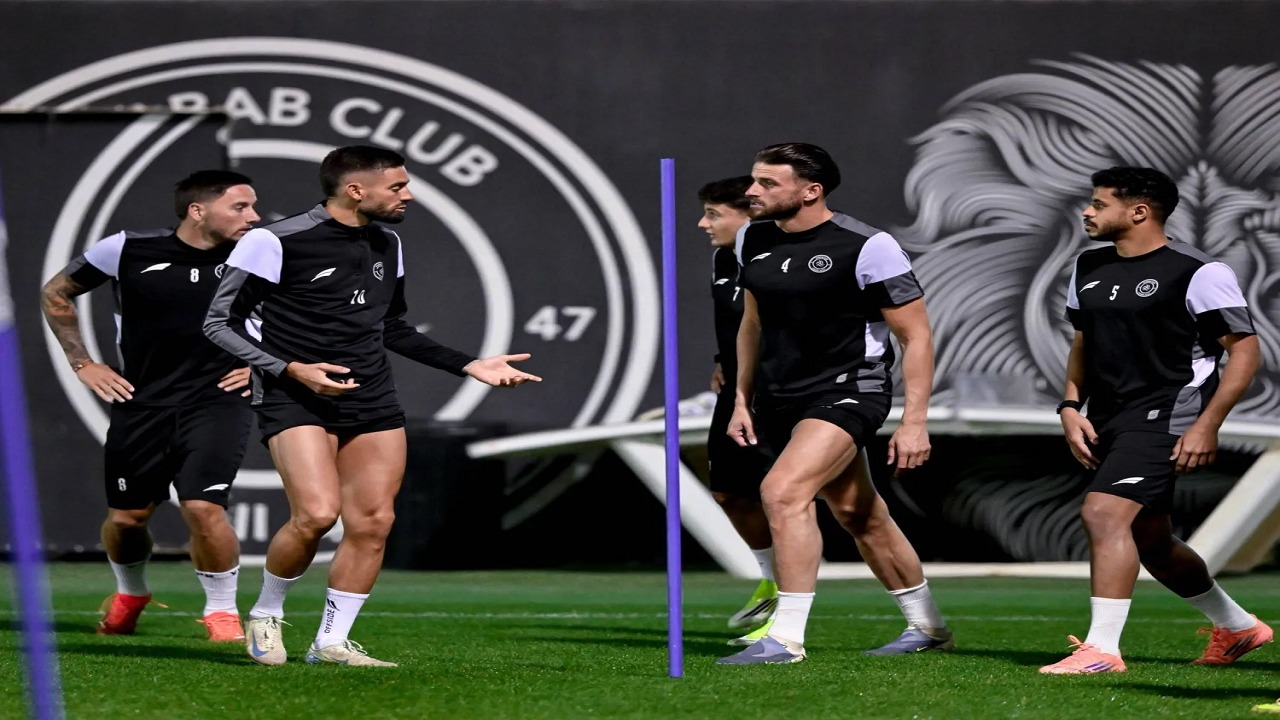 الشباب يواجه زاخو في نصف نهائي كأس الخليج