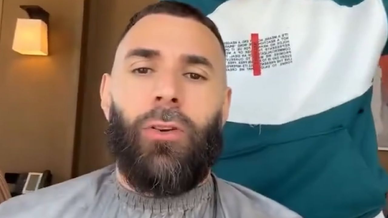 بنزيما يوجه تهنئة  للجماهير بمناسبة شهر رمضان المبارك .. فيديو