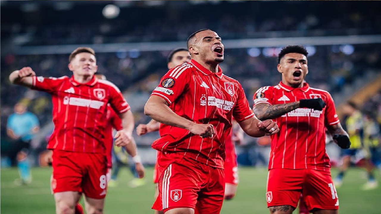 نوتنغهام يمطر شباك فنربخشة بثلاثية