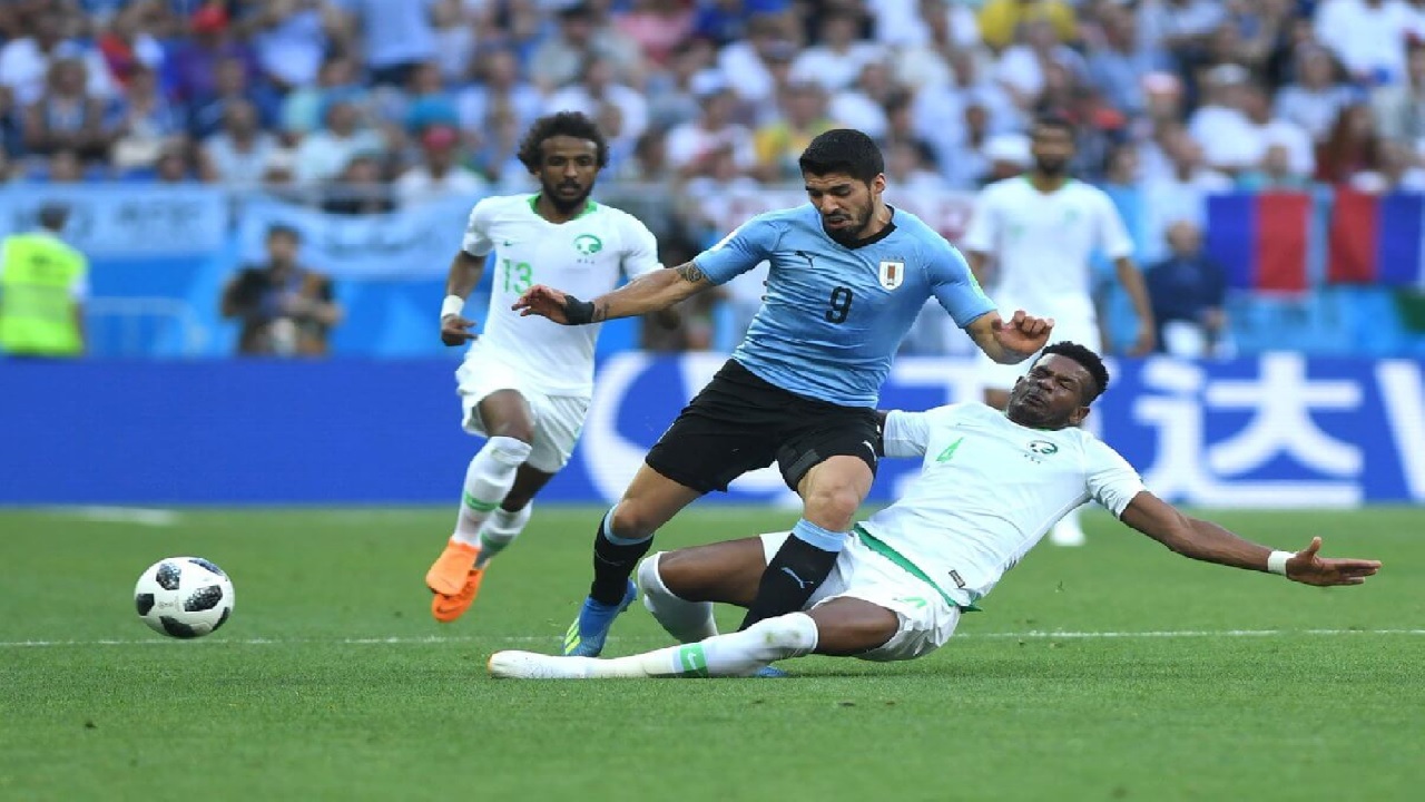 الأوروغواي تواجه الجزائر وديًا استعدادًا للمونديال