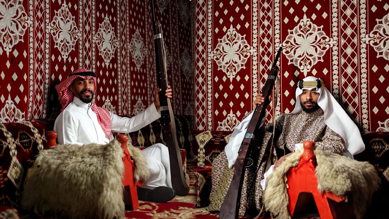 لاعبي الخلود بالزي السعودي احتفاءاً بيوم التأسيس..صور