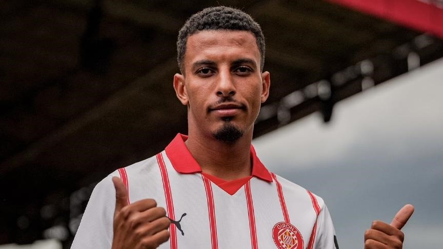 جيرونا الإسباني يستعيد خدمات لاعبه عز الدين أوناحي