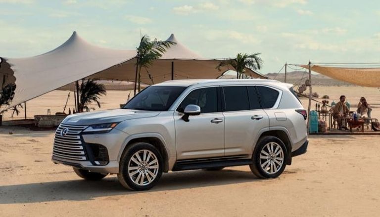 استدعاء آلاف من سيارات لكزس بسبب عيب خطير