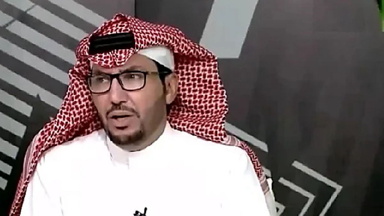 الروقي يسخر من شائعات إصابة لاعبي الاتحاد قبل مواجهة الهلال : المسألة هبد