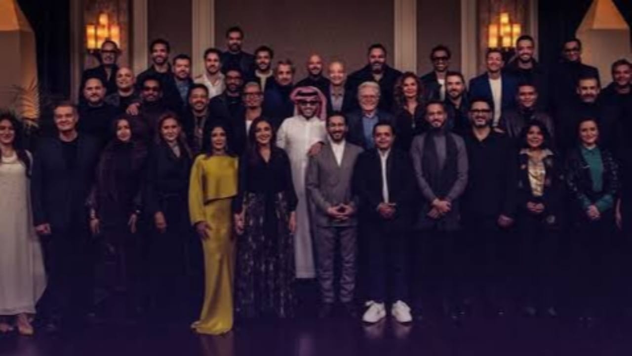 تركي آل الشيخ يستضيف نجوم الفن والإعلام المصري في سحور رمضاني.. فيديو
