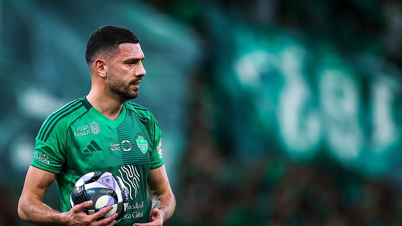 جاهزية ميريح ديميرال تقترب بعد عودته للتدريبات الجماعية